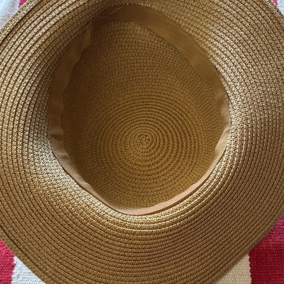 Stylish Tan Wide-Brim Hat - Picture 3 of 3